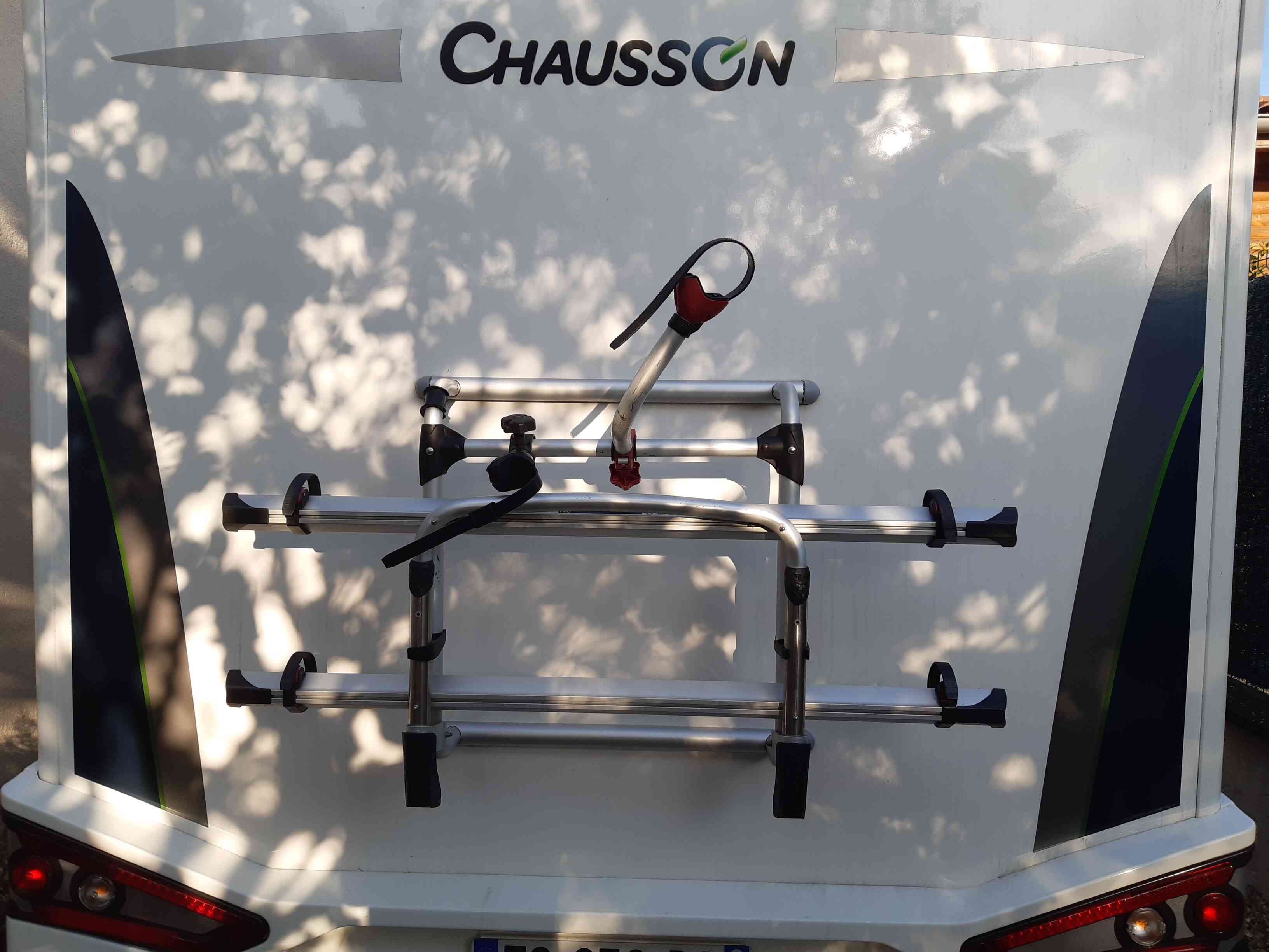 camping-car CHAUSSON 716 WELCOME PREMIUM  extérieur / arrière