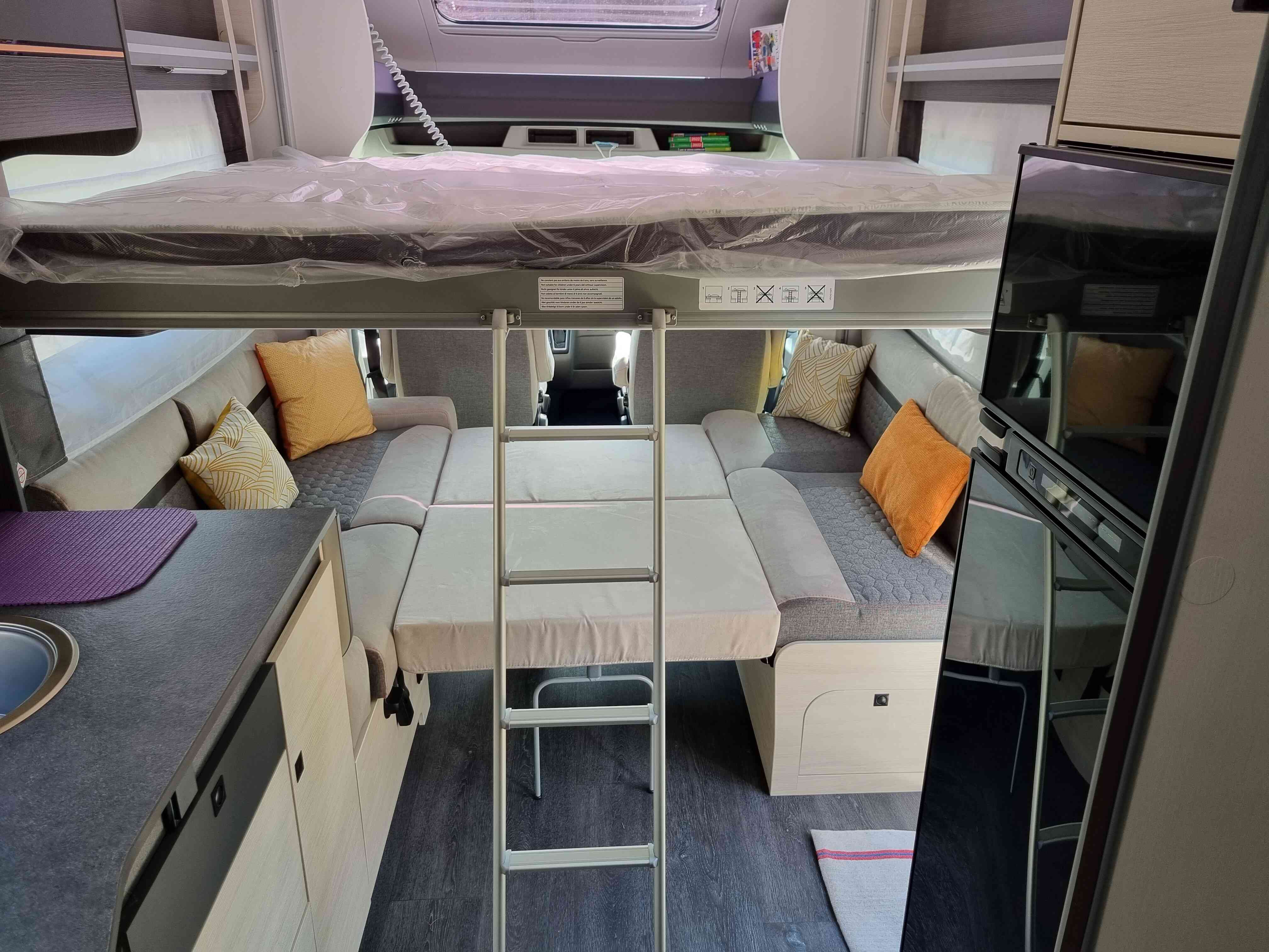 camping-car CHAUSSON 640 TITANIUM PREMIUM  intérieur / autre couchage