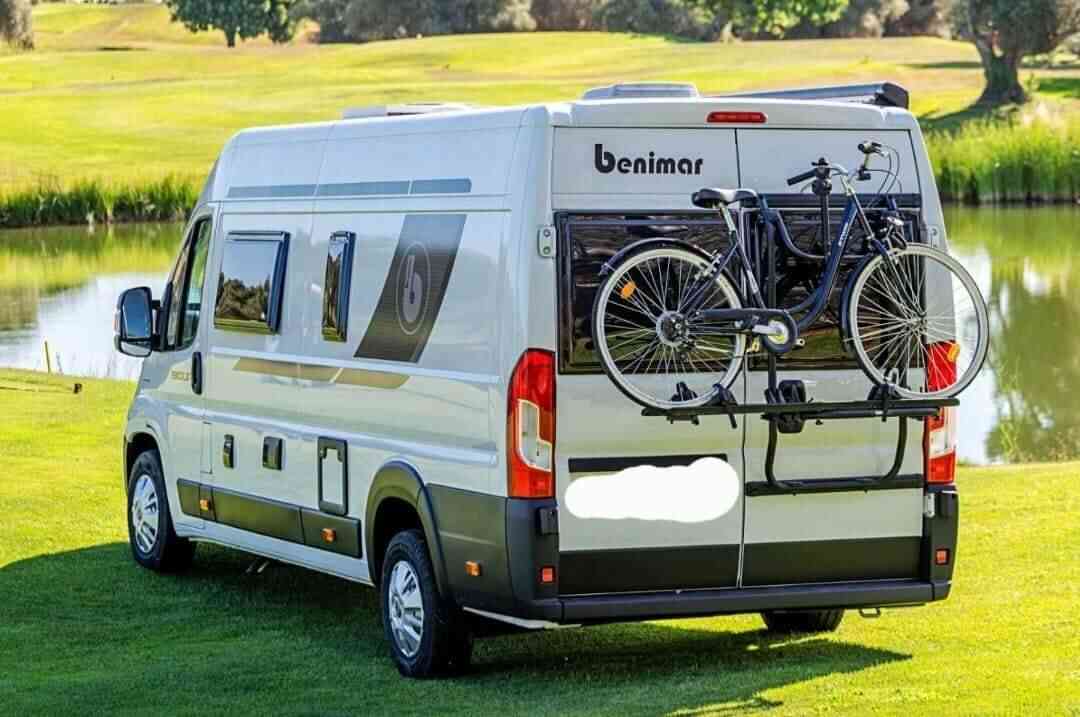 camping-car BENIMAR 190 UP  extérieur / arrière