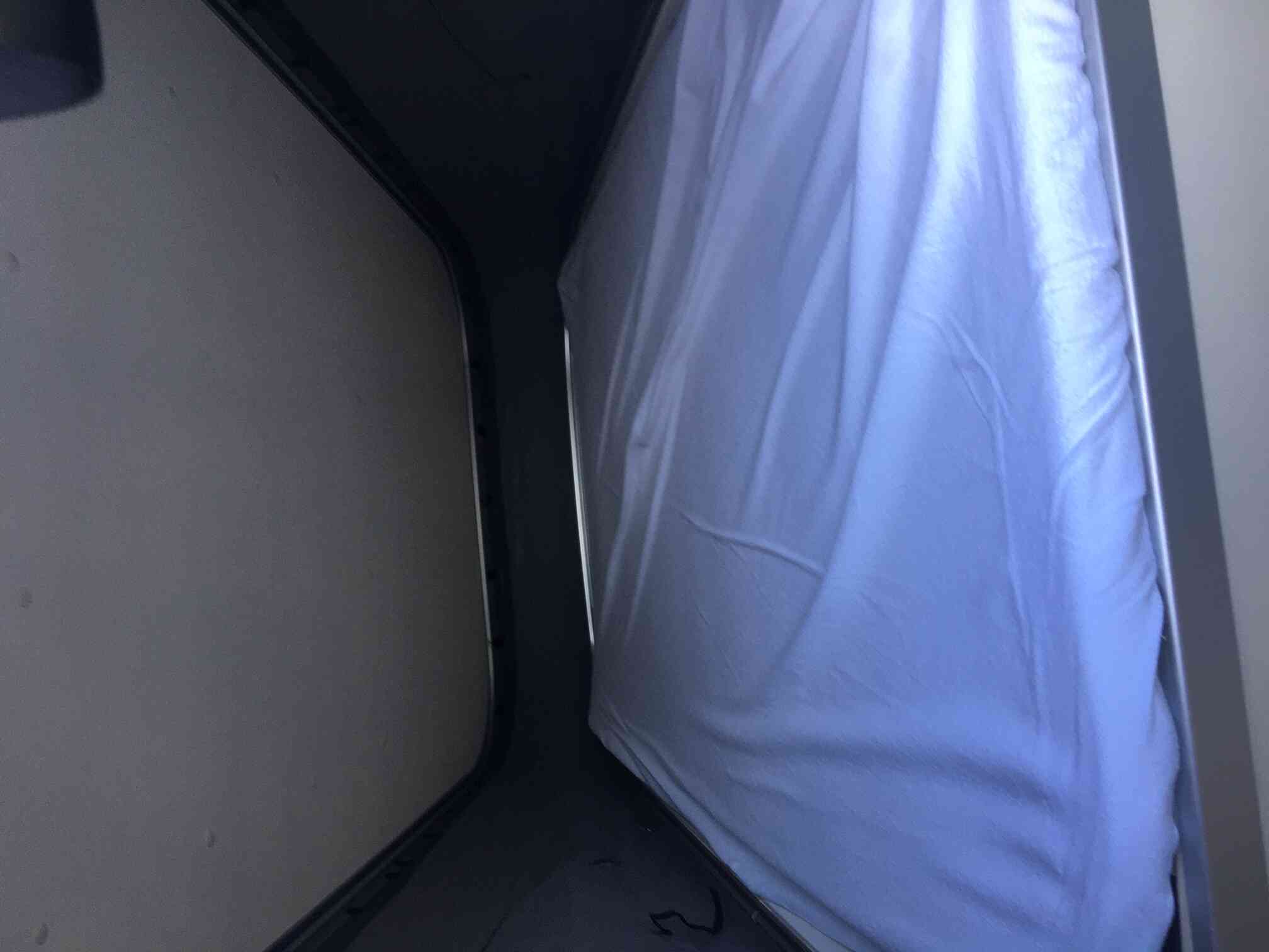 camping-car VOLKSWAGEN TRANSPORTEUR   intérieur / autre couchage