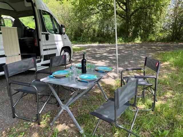 camping-car ADRIA TWIN 600 SPB FAMILY  extérieur / latéral droit