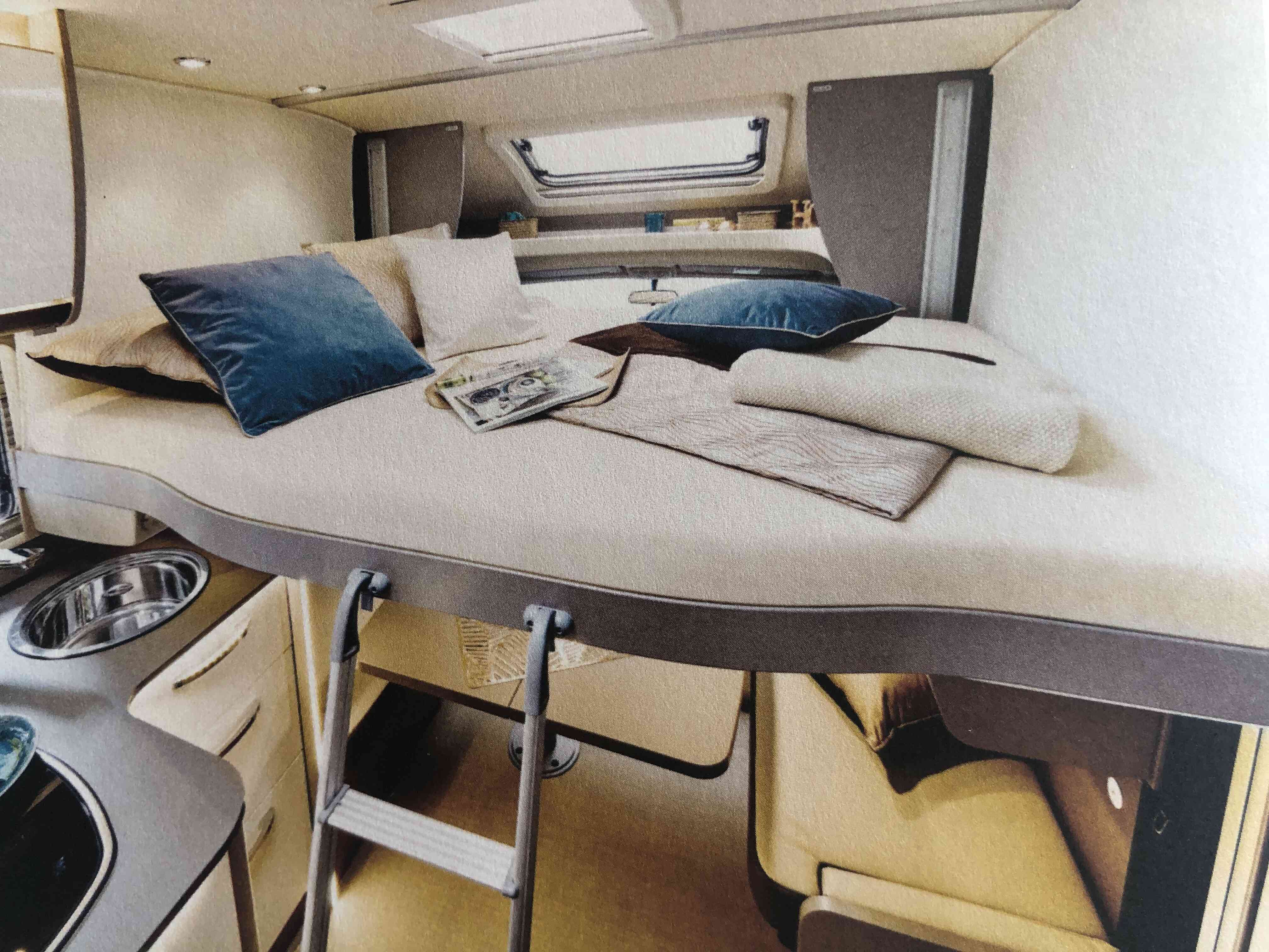 camping-car BURSTNER LYSEO TD 732 Limited Edition   intérieur / autre couchage