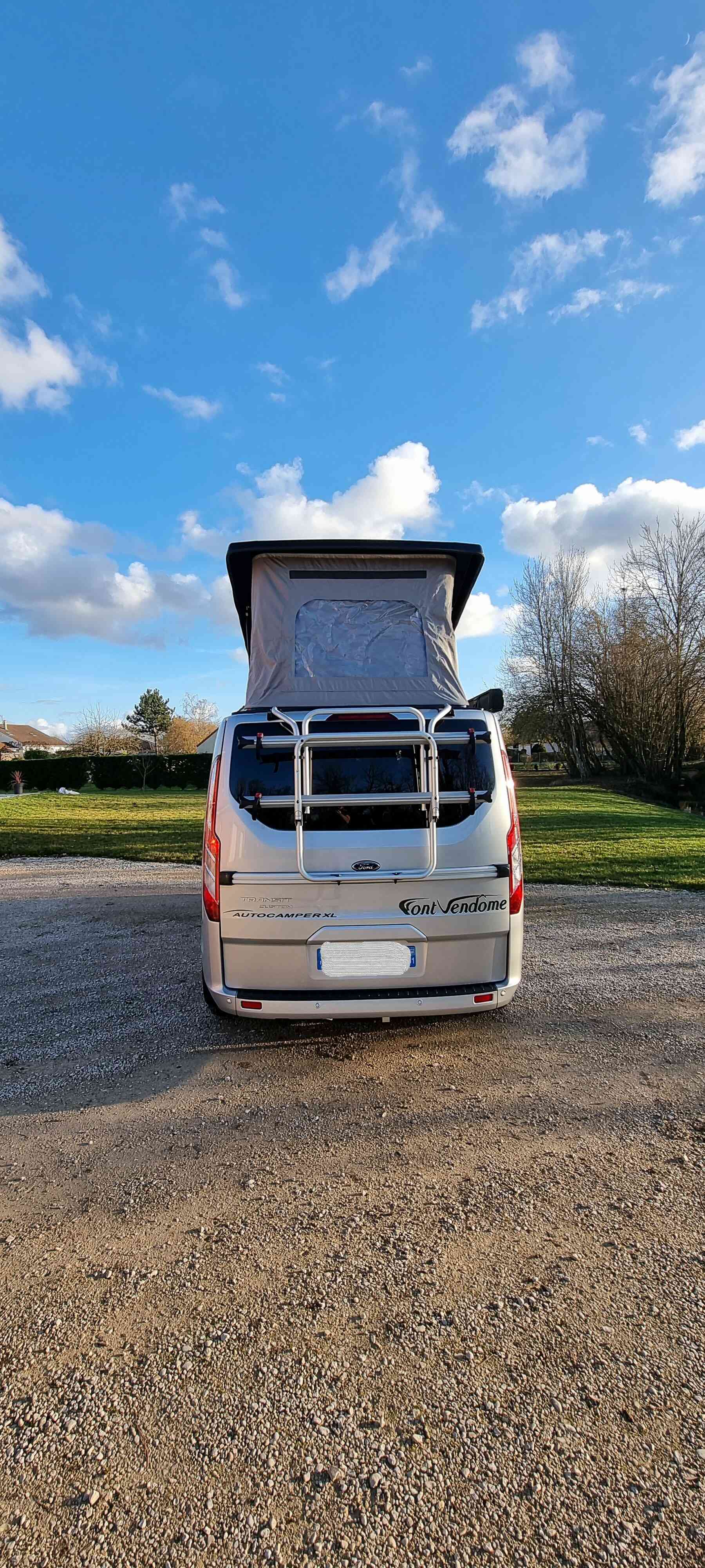 camping-car FONT VENDOME AUTOCAMPER XL  extérieur / arrière