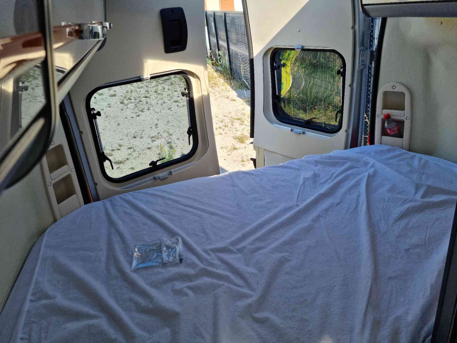 camping-car SUN LIVING ELIOS 54T  intérieur / couchage principal