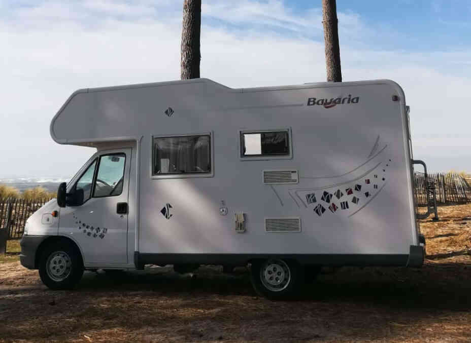 camping-car BAVARIA  A 6 ED 