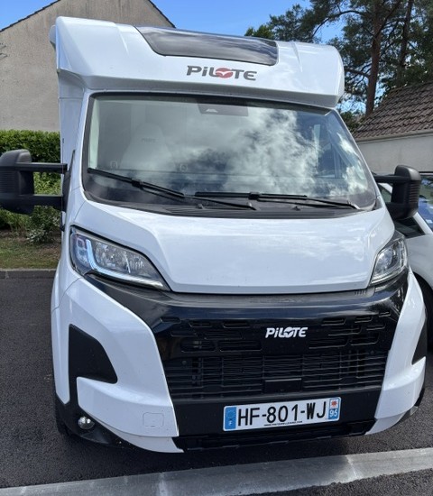 camping-car PILOTE P740 FC EVIDENCE 
