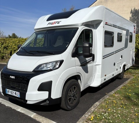 camping-car PILOTE P740 FC EVIDENCE 